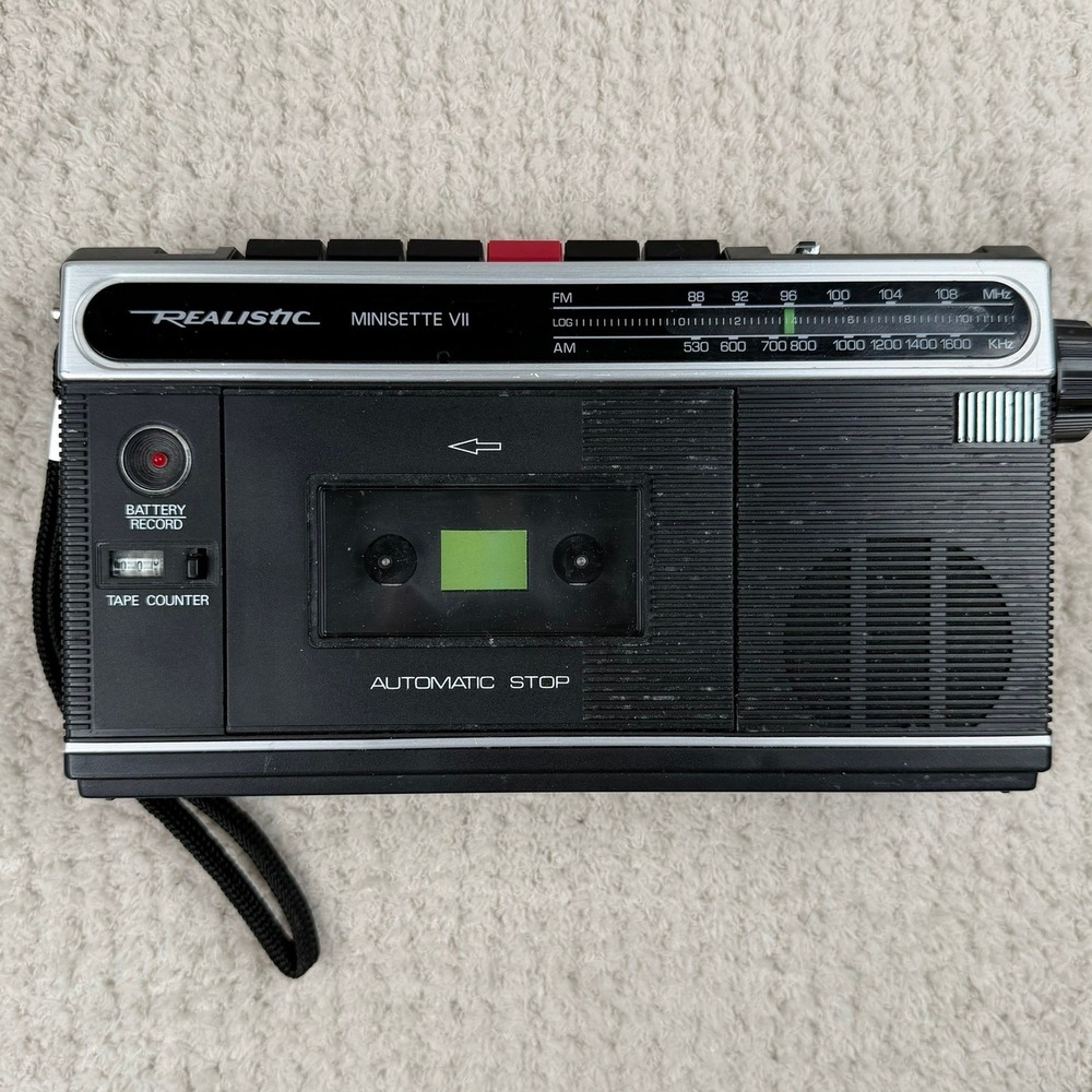 Realistic Minisette VII AM-FM Radio Cassette Recorder 14-803 Vintage Parts Only